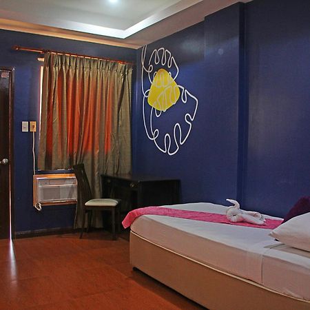 Hotel Palacio Puerto Princesa Esterno foto