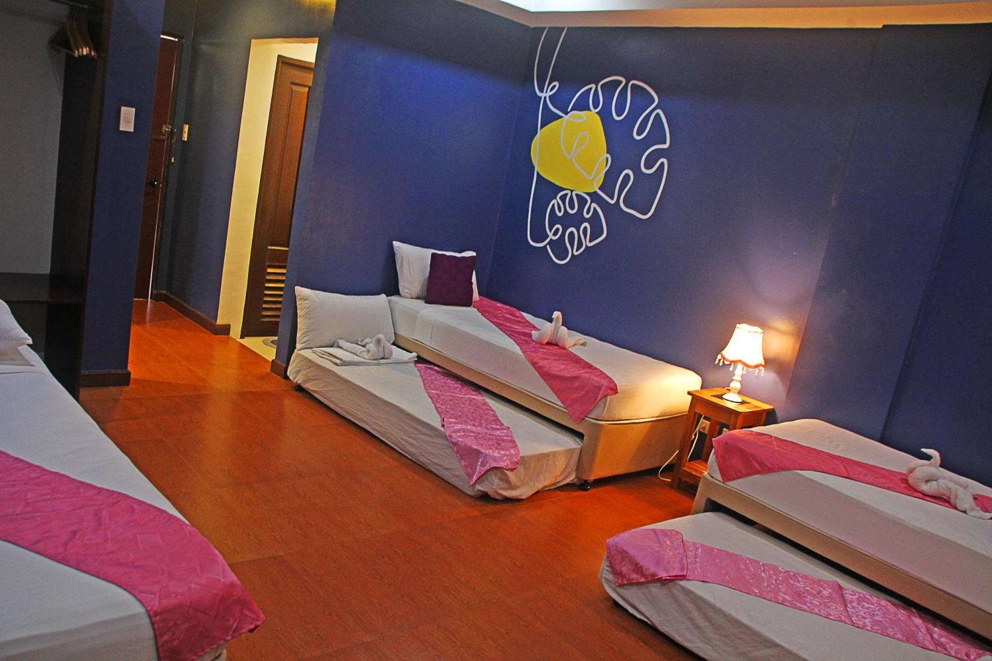 Hotel Palacio Puerto Princesa Esterno foto