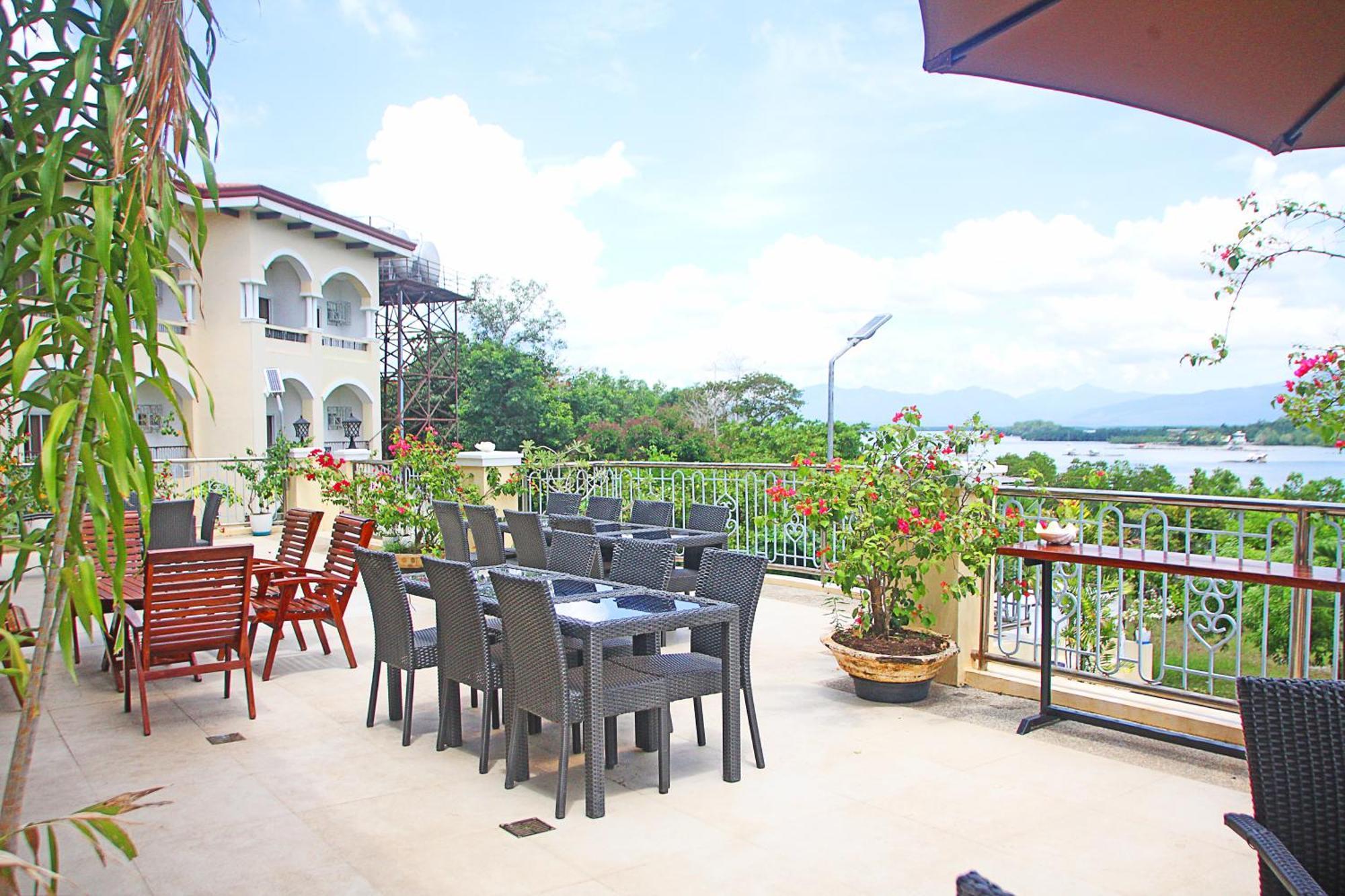 Hotel Palacio Puerto Princesa Esterno foto
