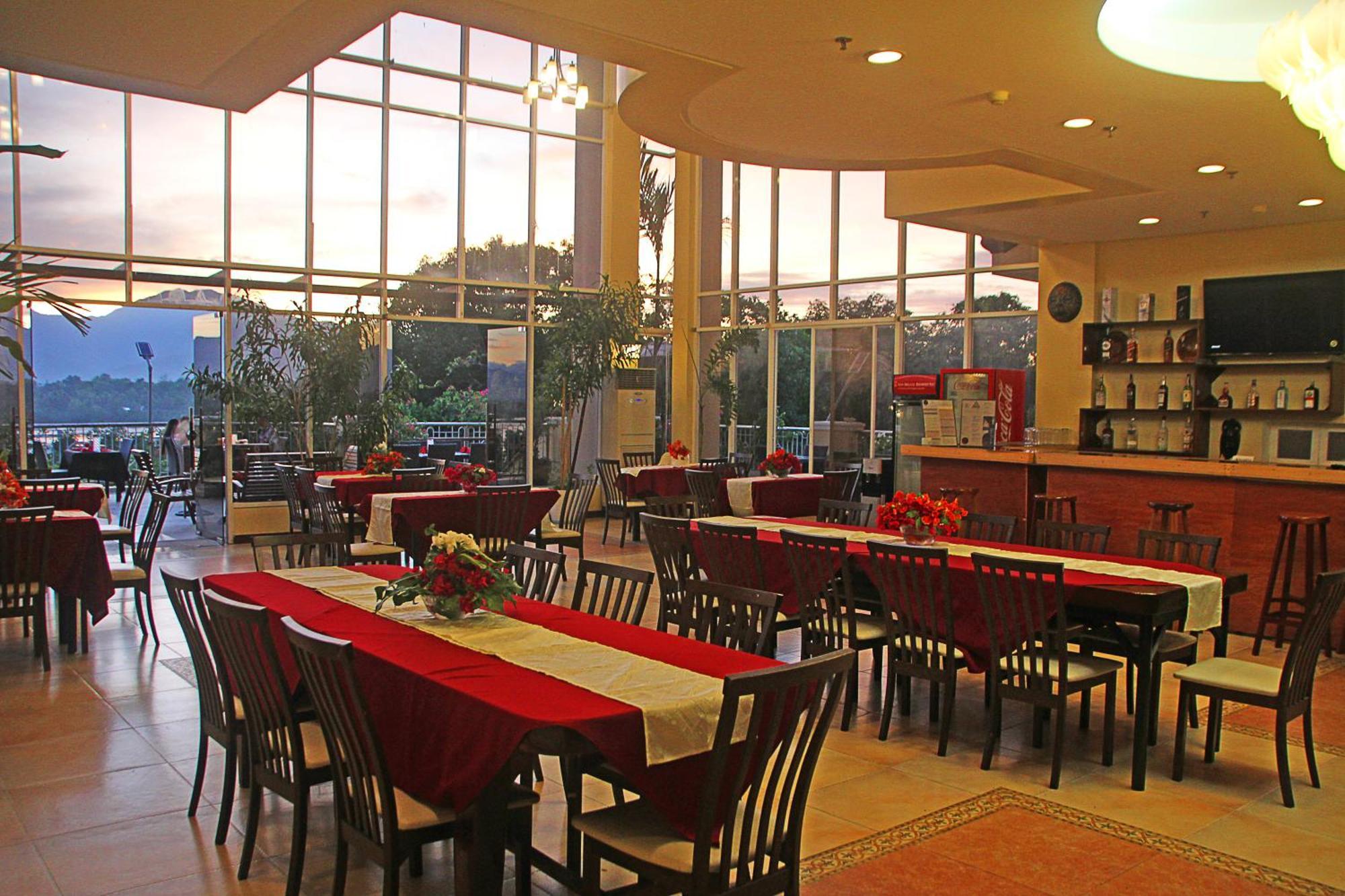 Hotel Palacio Puerto Princesa Esterno foto