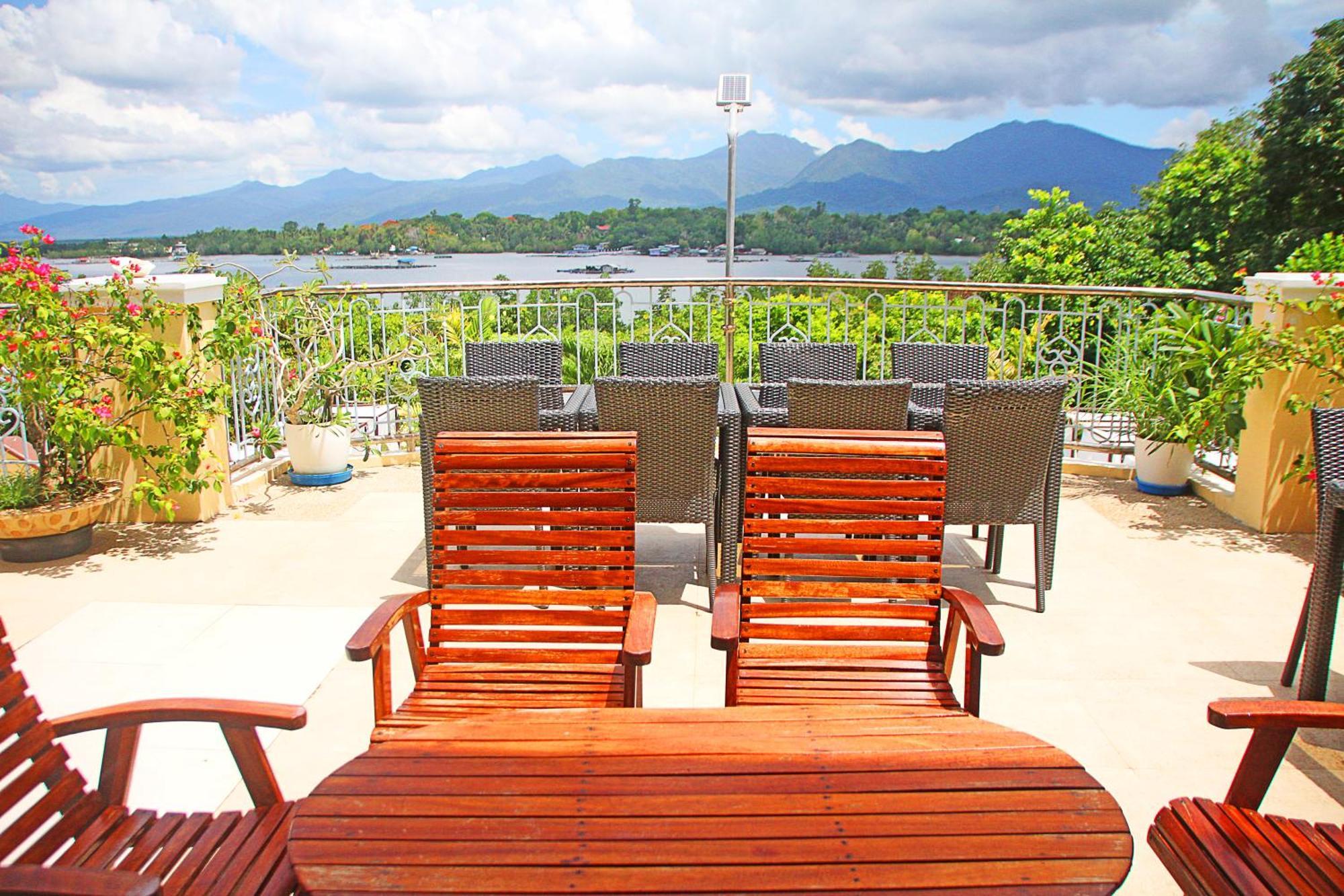 Hotel Palacio Puerto Princesa Esterno foto